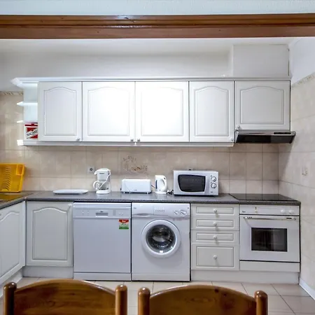 Atlantico Sul Apartment *